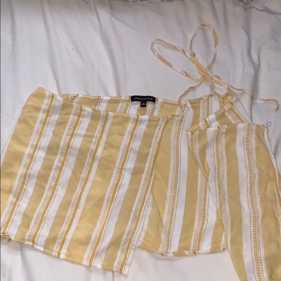 YELLOW PACSUN SKIRT FROM KENDALL AND KYLIE - Picture 2 of 4